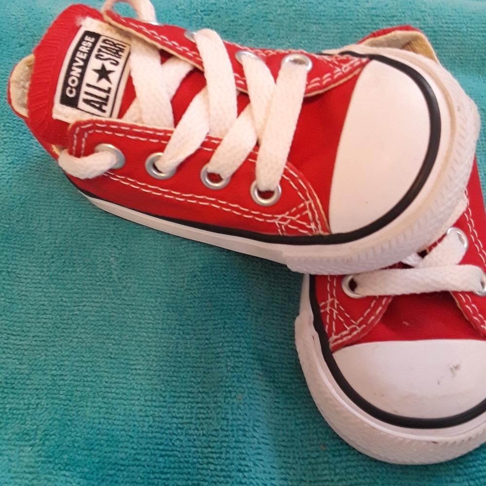 Converse All Star, Red, lowtop sz 4